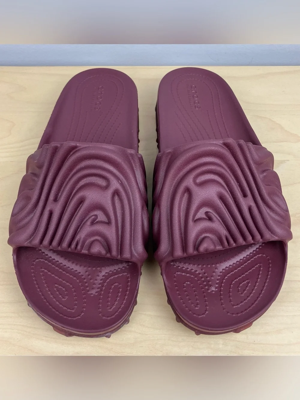 CROCS men’s size